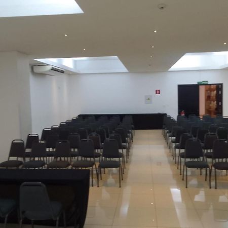 Oasis Tower Hotel Ribeirao Preto Exterior photo