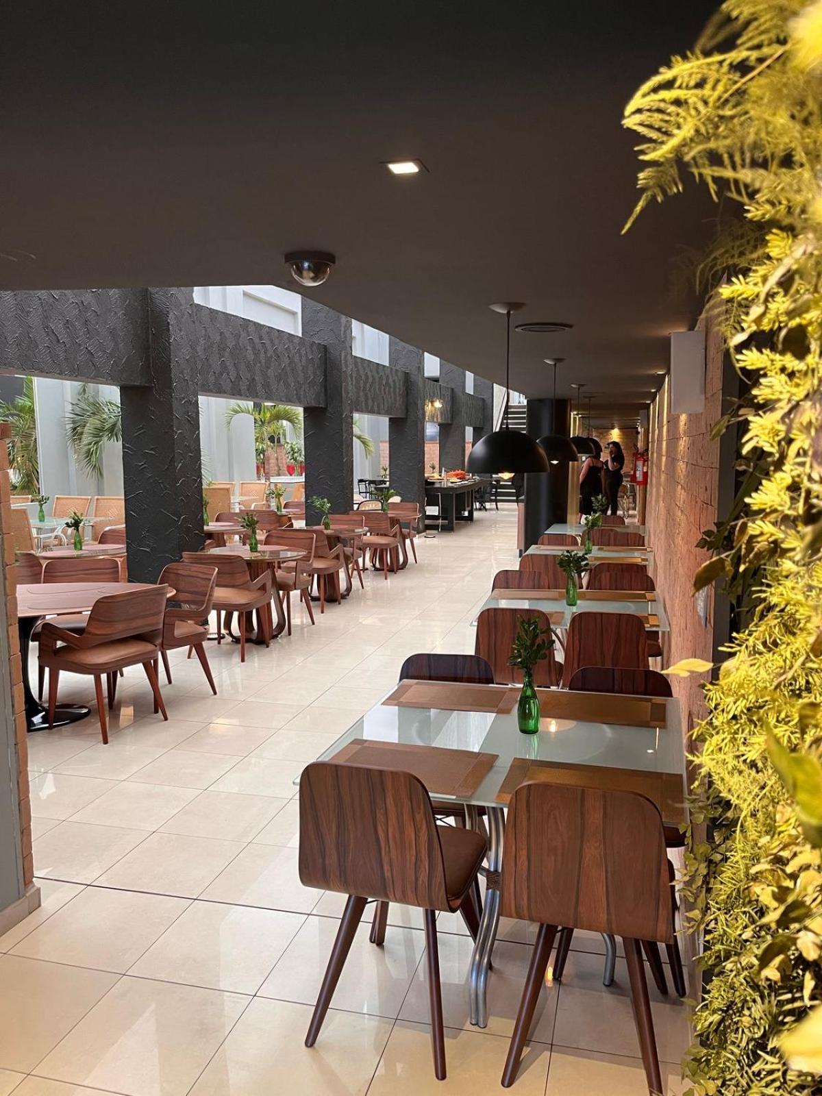 Oasis Tower Hotel Ribeirao Preto Exterior photo