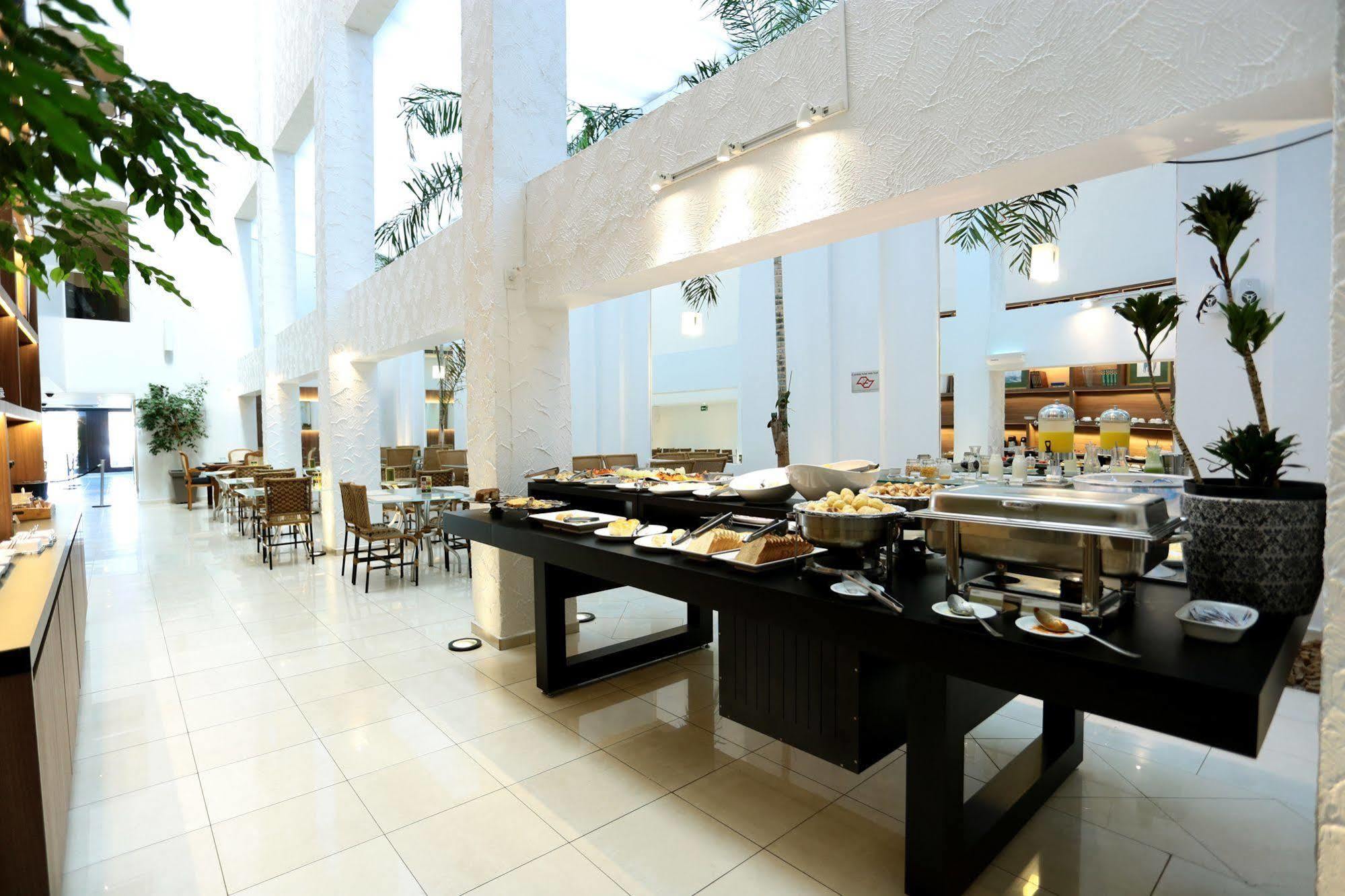 Oasis Tower Hotel Ribeirao Preto Exterior photo